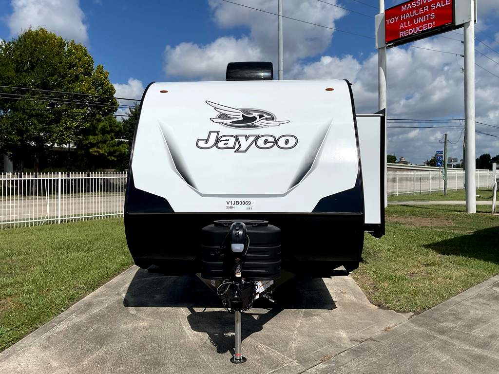 2027 JAYCO Jay Feather 25BH - Image 3