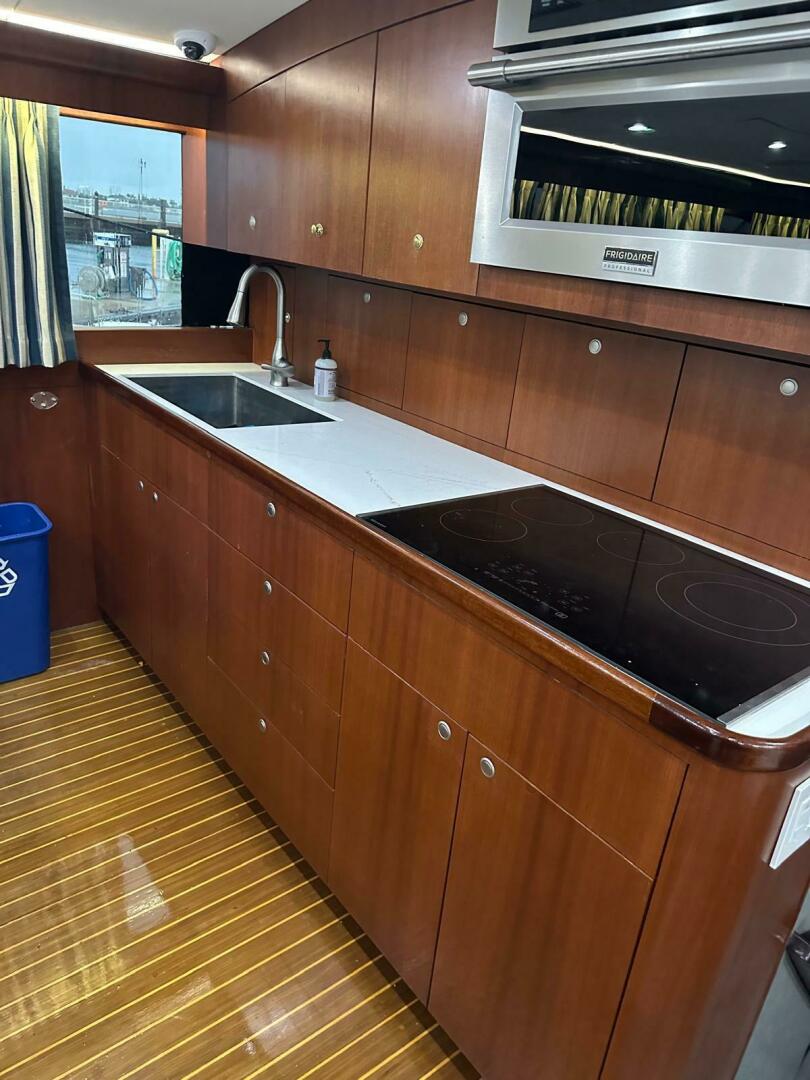 2001 Buddy Davis SPORTFISH - Image 40