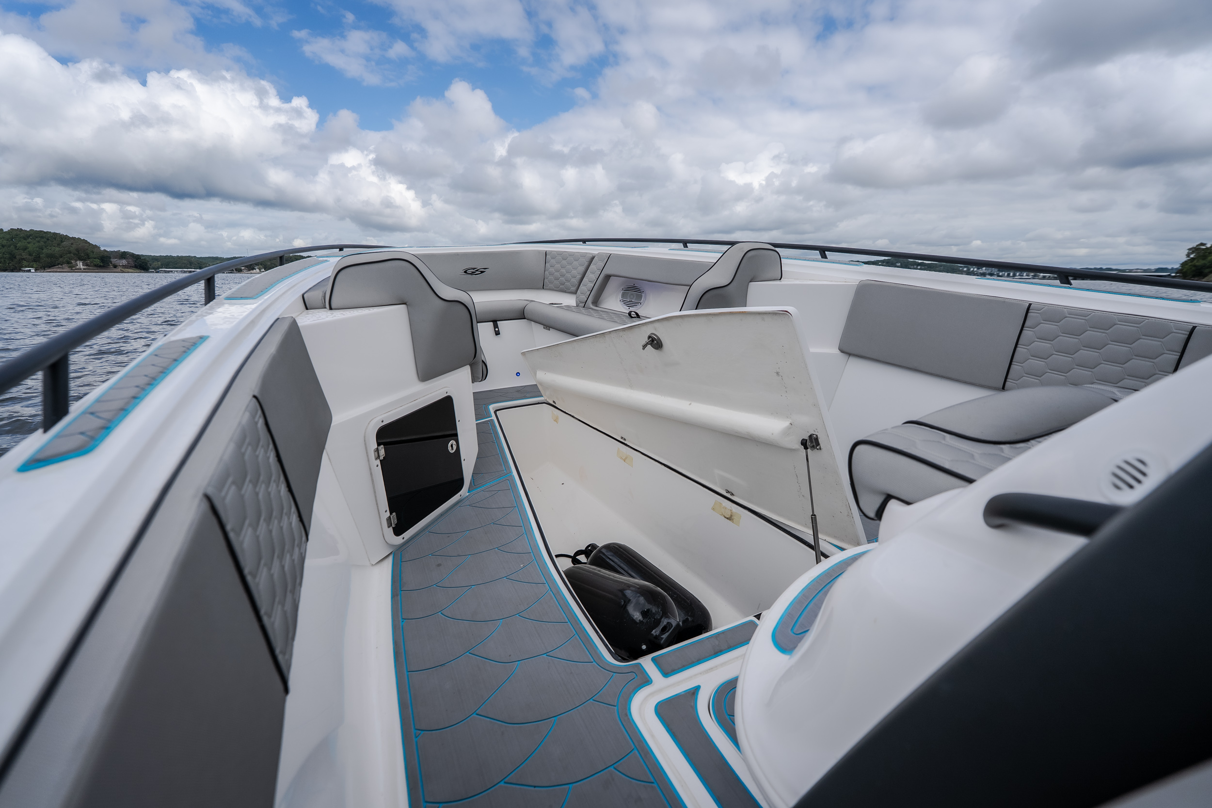 2024 Glasstream 328 PRO-XS - Image 40