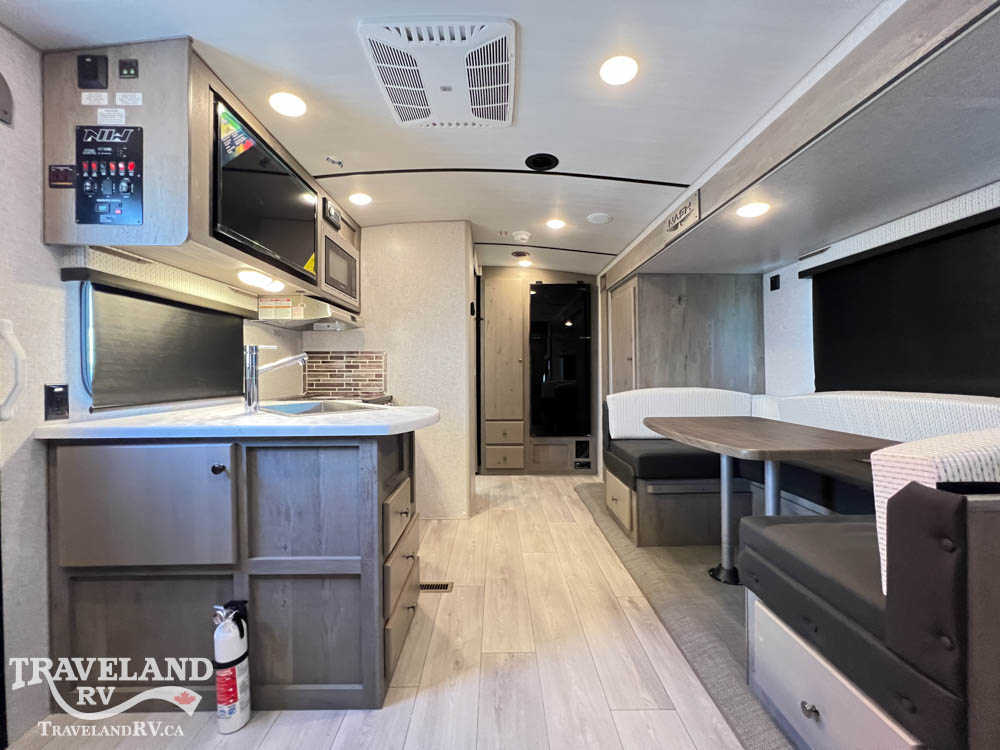 2027 NORTHWOOD NASH 18FM - Image 3