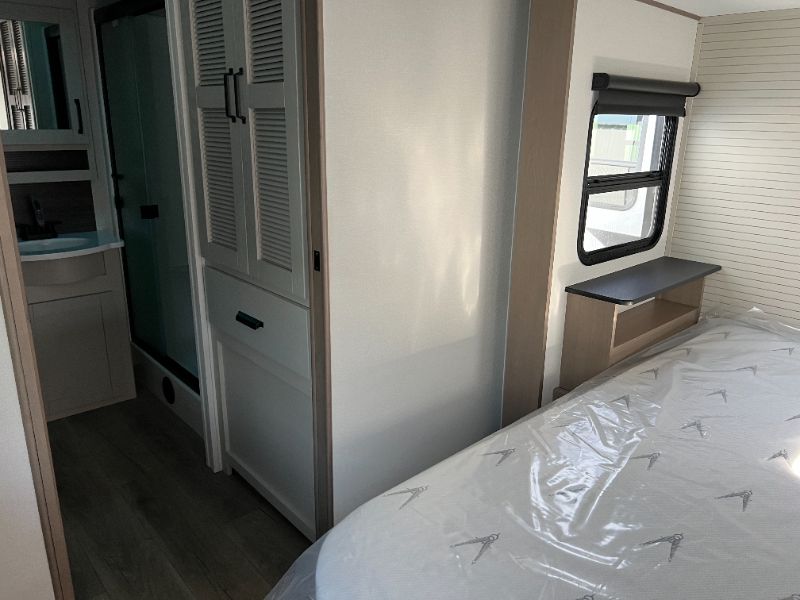 2026 Grand Design Reflection Travel Trailer 322FKTS - Image 15