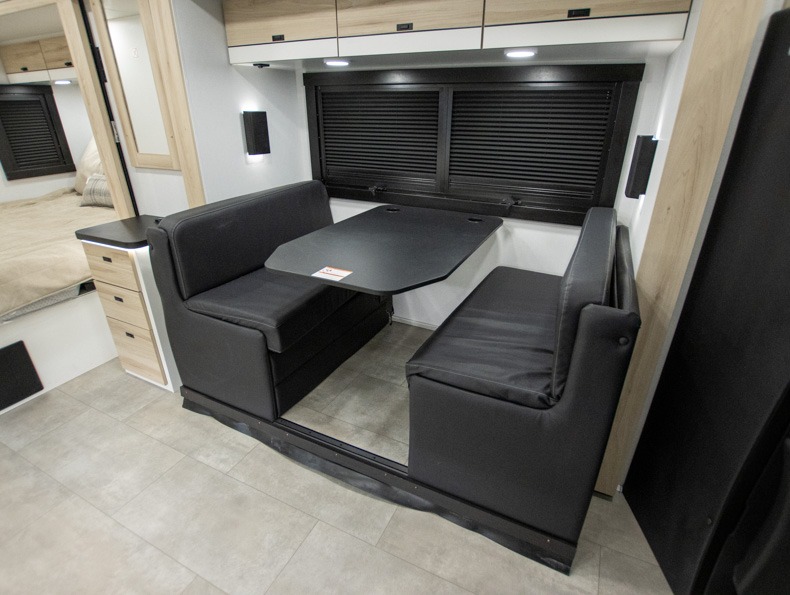 2026 Jayco Melbourne Prestige 25LP - Image 6