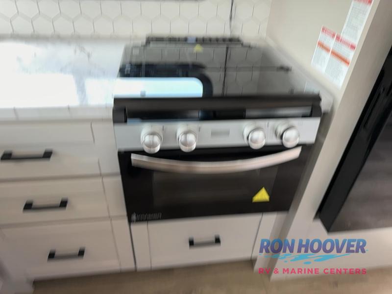 2025 JAYCO 26FK - Image 15
