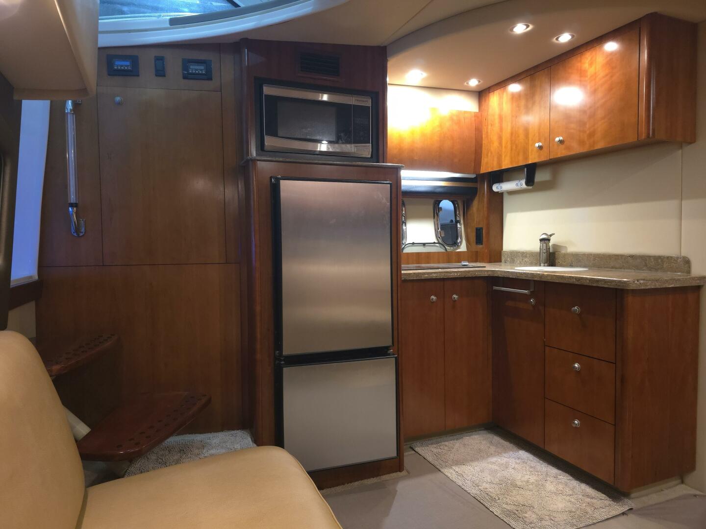 2008 Cruisers Yachts - Image 5