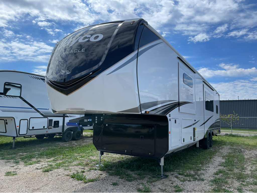 2026 Jayco Pinnacle 38FBRK - Image 5