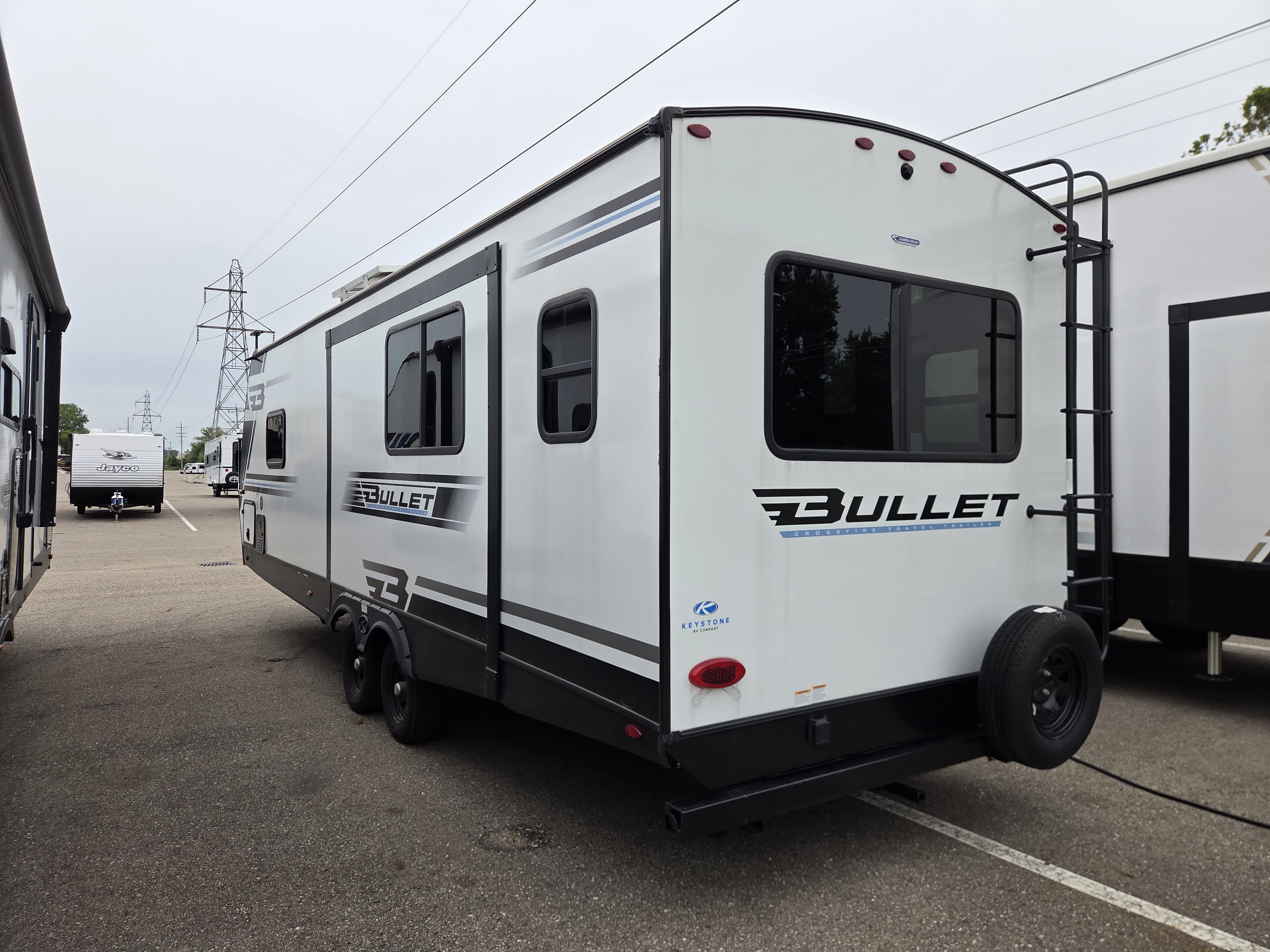 2025 Keystone Bullet Crossfire 2530RD - Image 3