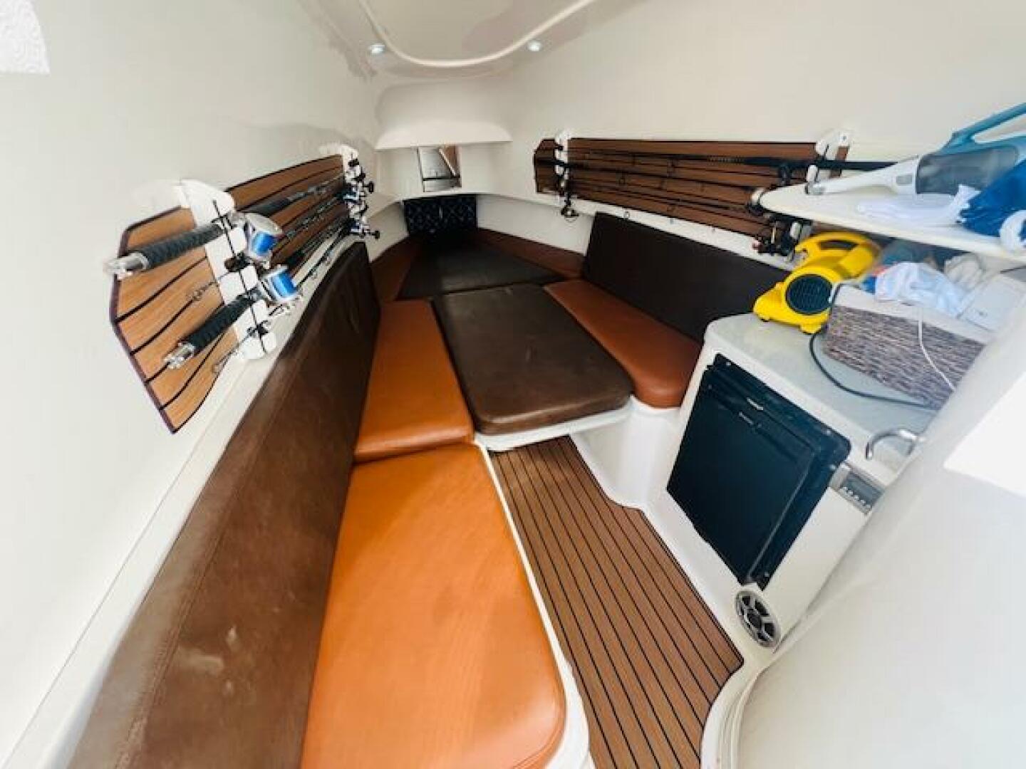 1999 Venture 34 Walkaround with Tower - Image 61