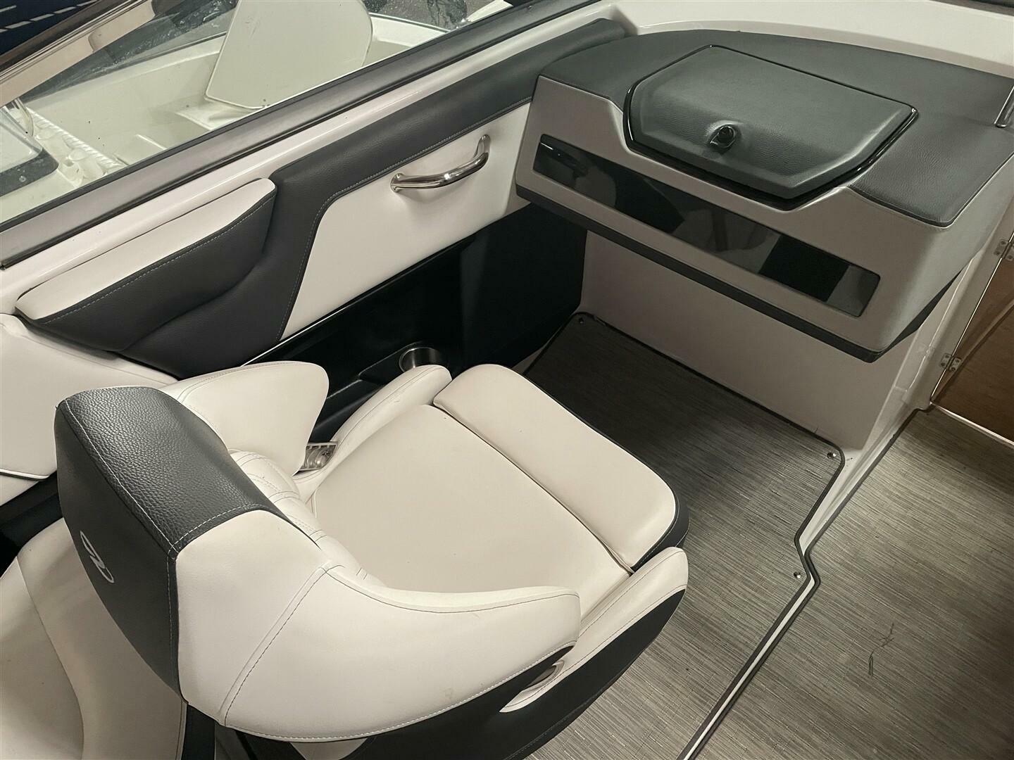 2019 Regal 2300 Base - Image 9