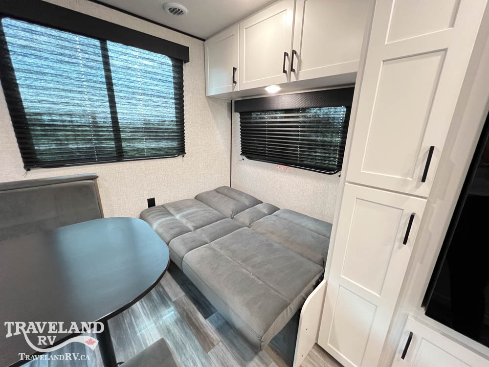 2025 Jayco Jay Flight SLX 210QBW - Image 32