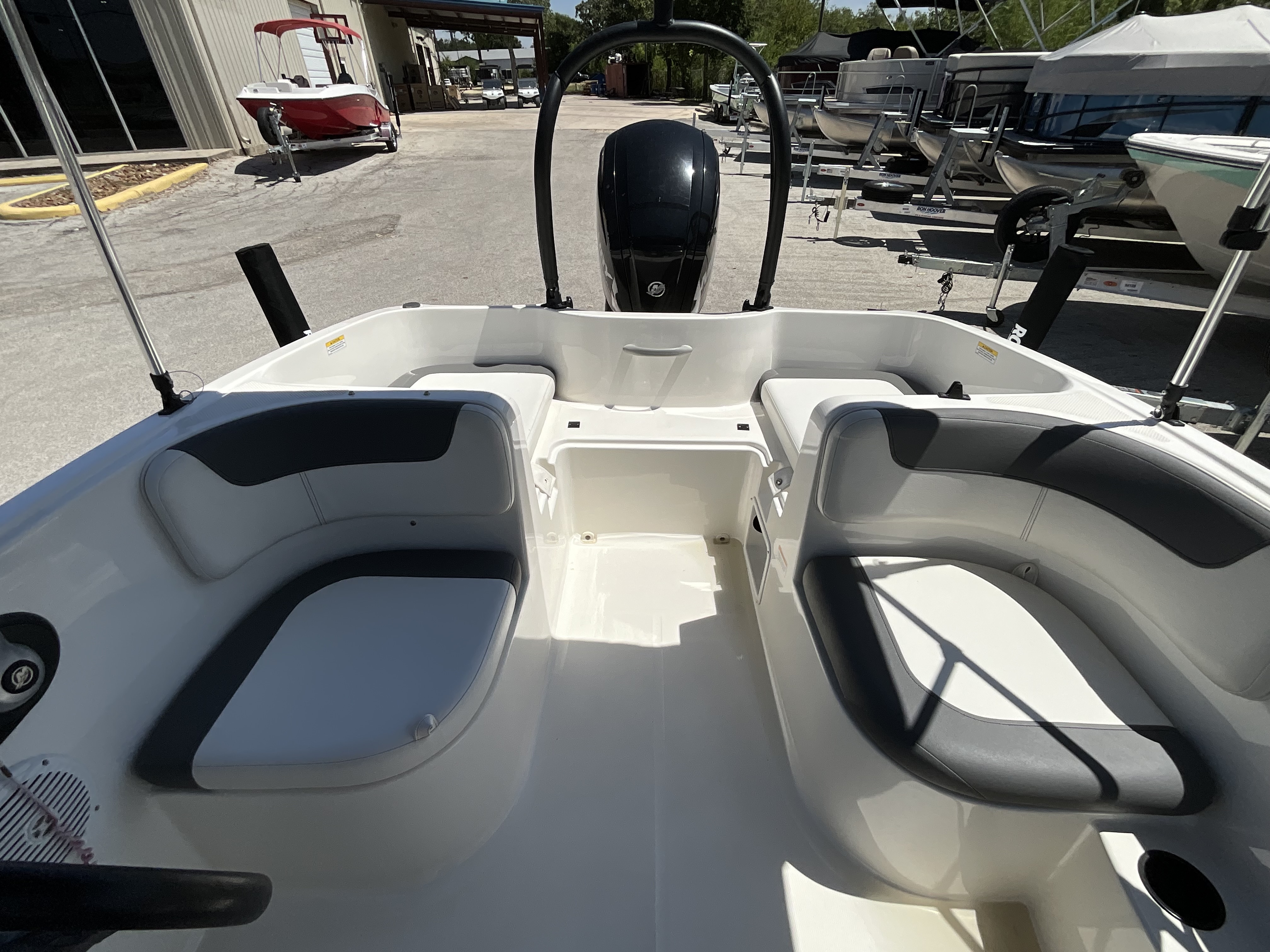 2019 Bayliner E Series Element E16 - Image 8