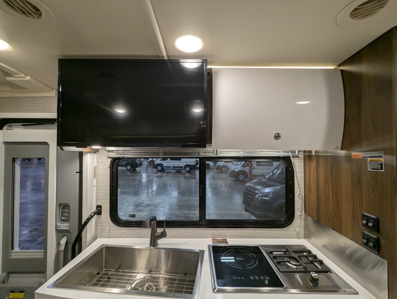 2023 Winnebago View 24J - Image 27