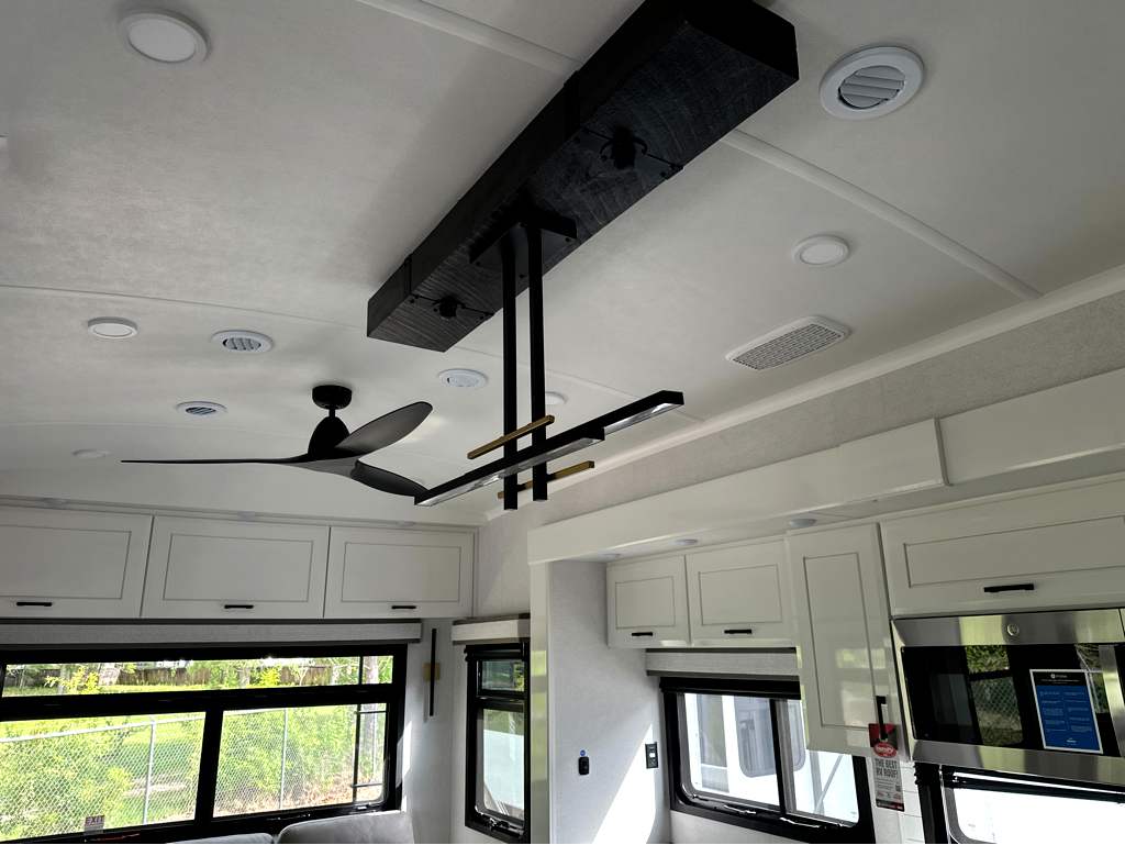 2027 JAYCO PINNACLE 32RLTS - Image 24