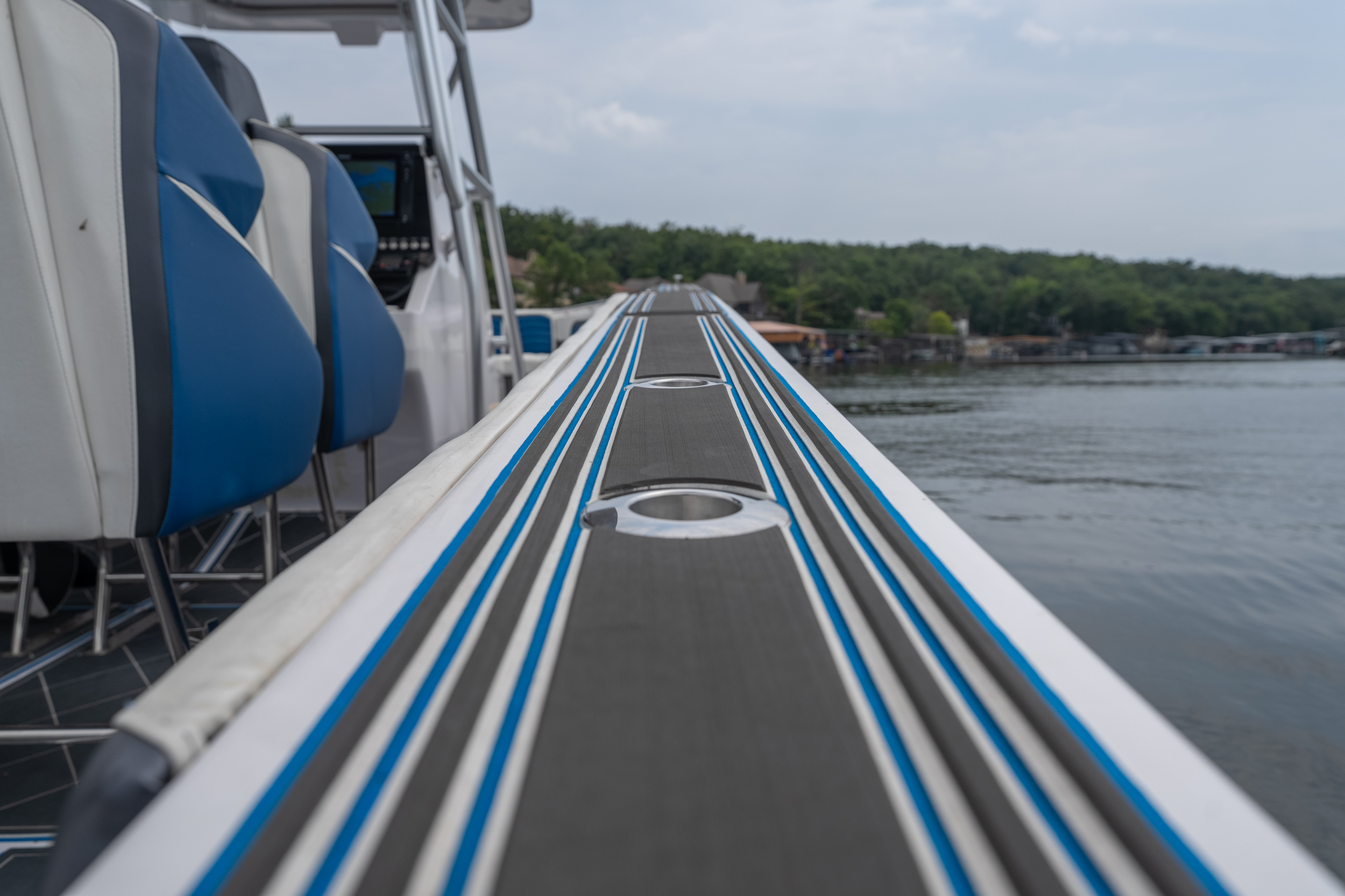 2018 Fountain 38 CC - Image 47