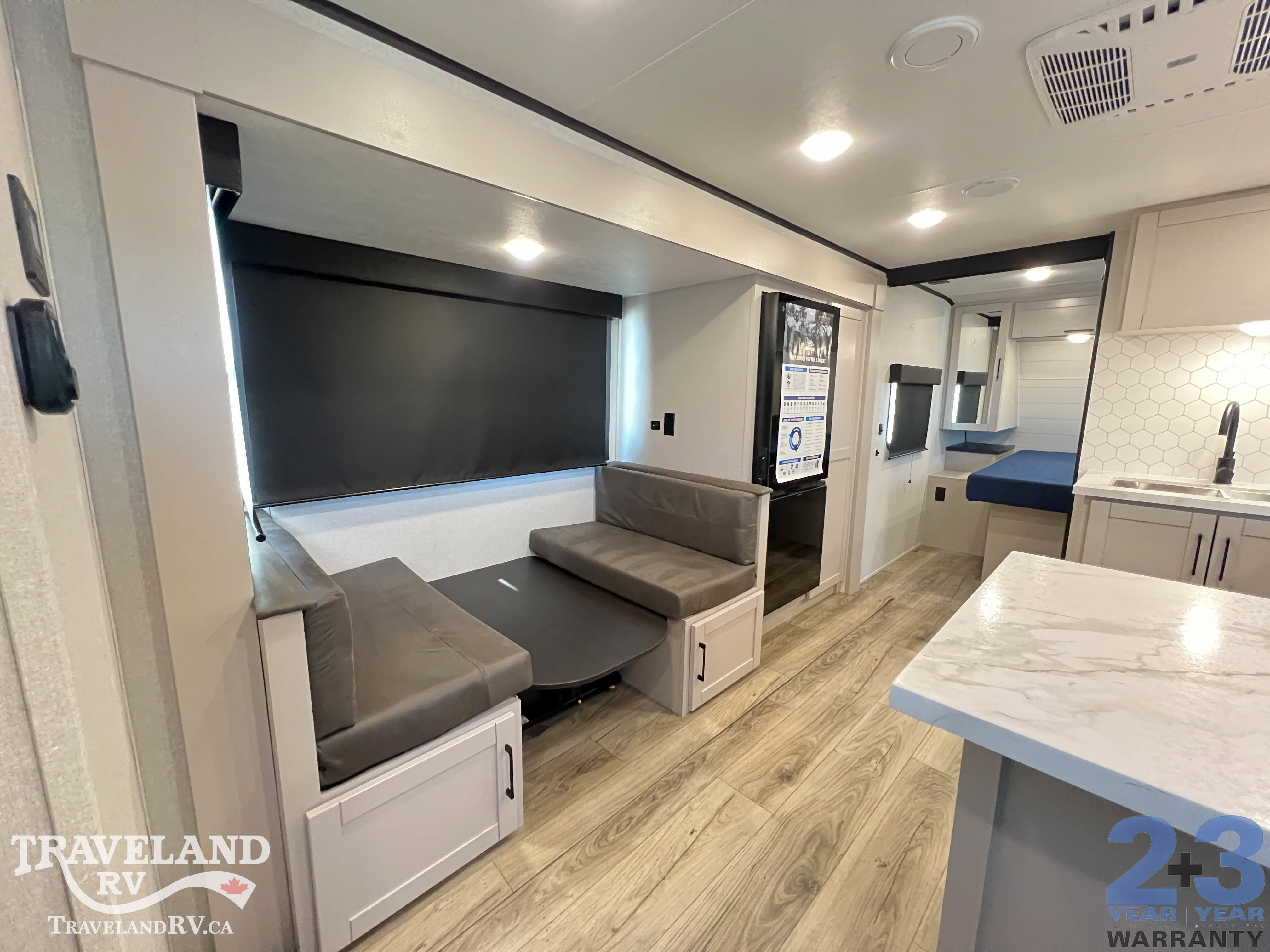 2026 Jayco Jay Feather 25BH - Image 20