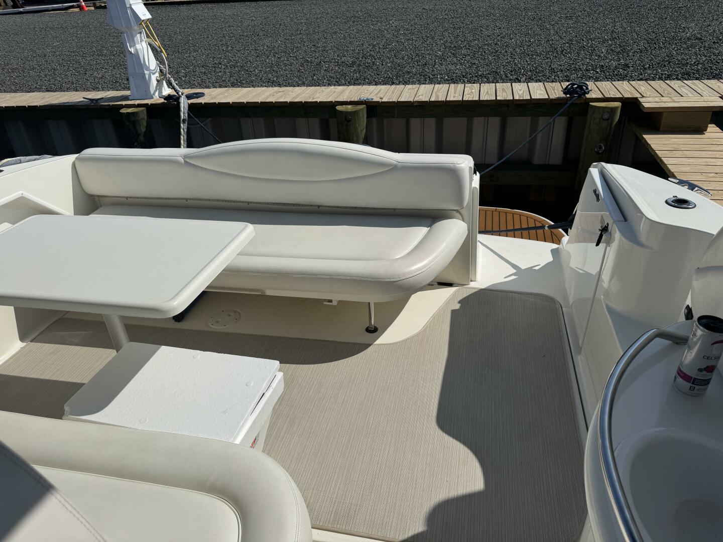 2002 Sea Ray 360 Sundancer - Image 7