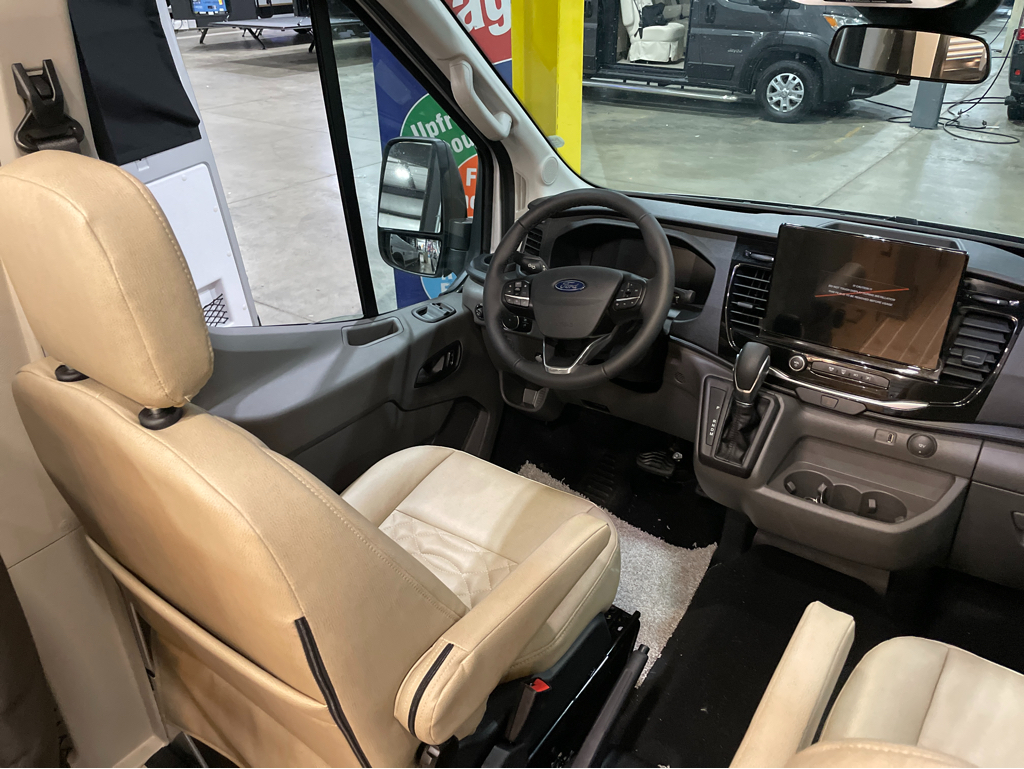 2027 Jayco Solstice 21T - Image 9