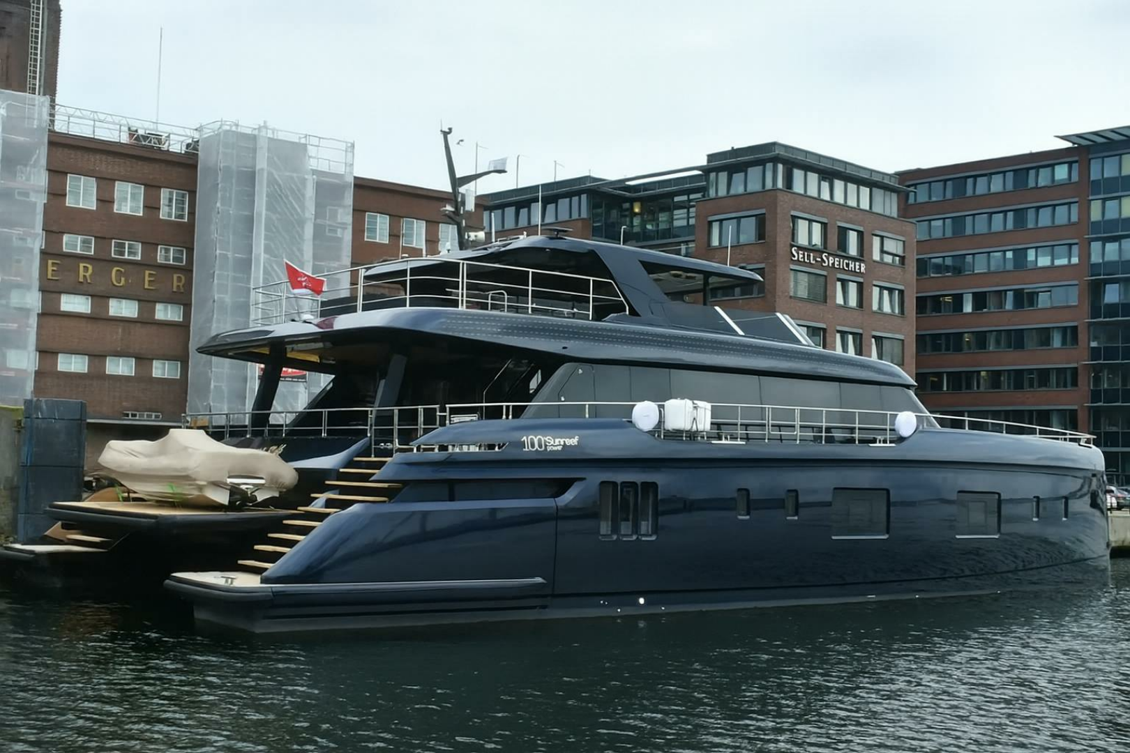 2025 SUNREEF YACHTS Sunreef 100 Power - Image 1