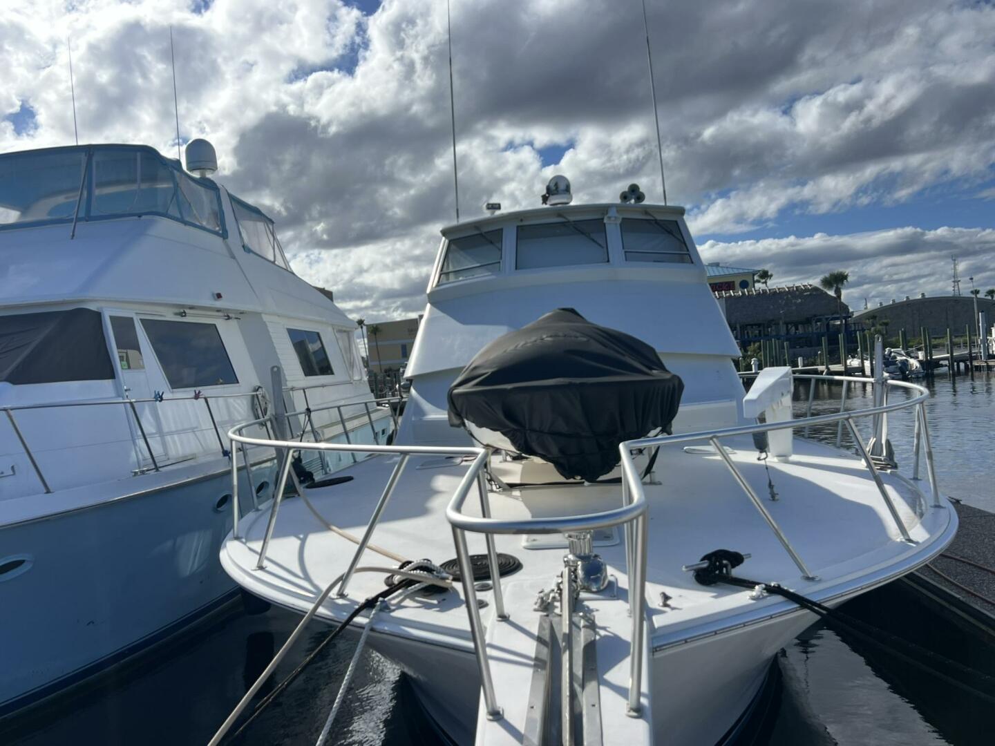 1999 Viking 60 CPMY - Image 5
