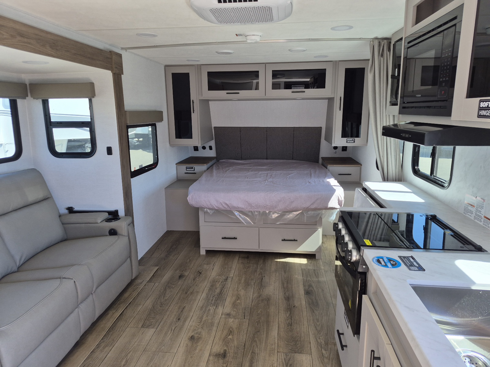 2026 Alliance RV Delta Ultra Lite ML206 - Image 4