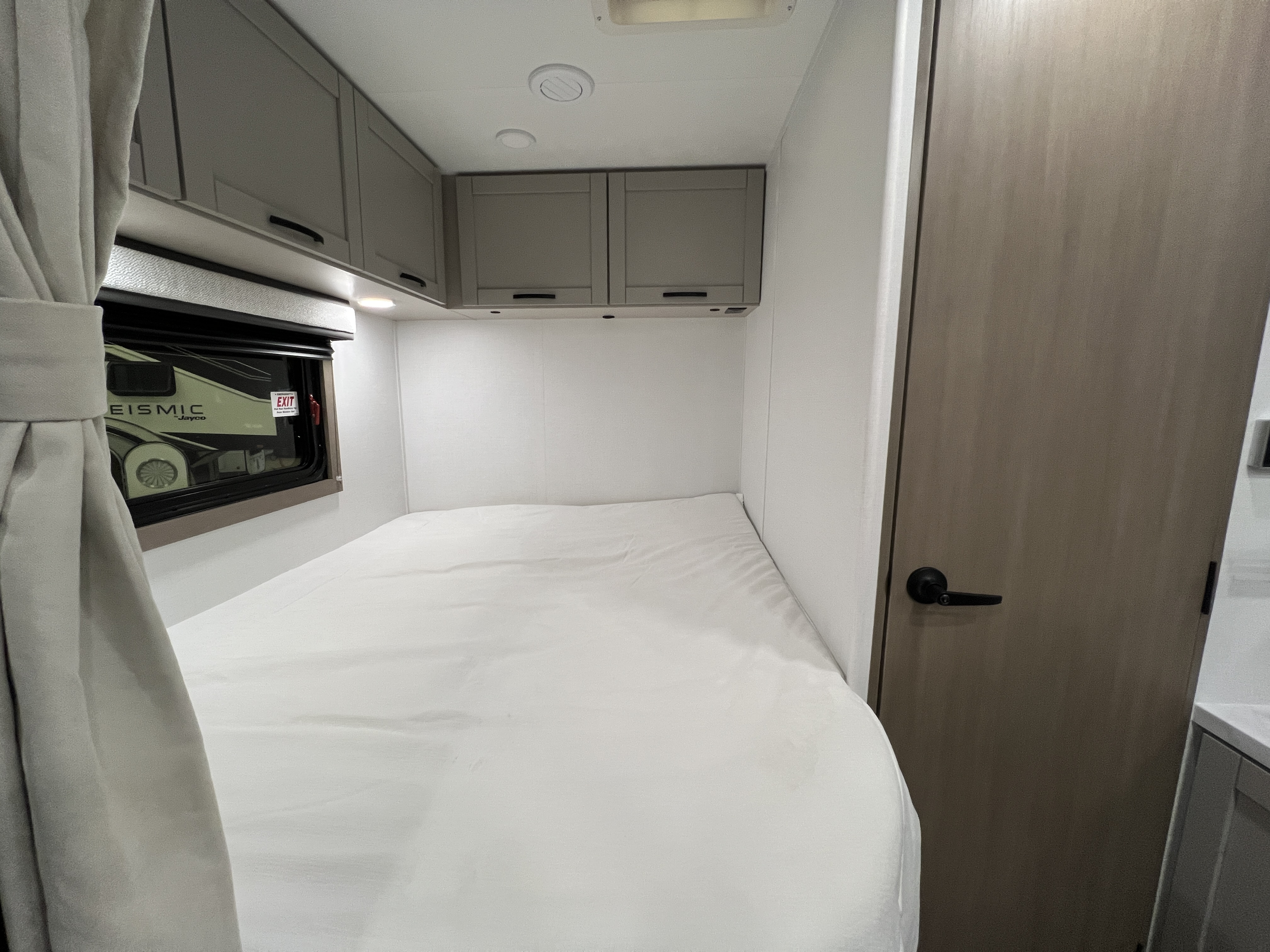 2027 Jayco Redhawk SE 22A - Image 4