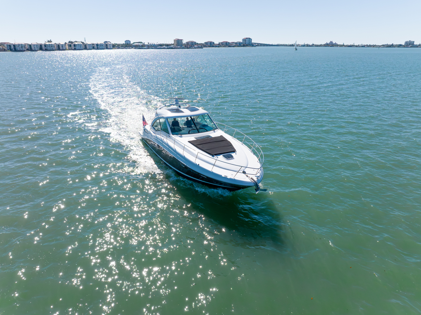2010 Sea Ray 50 SUNDANCER - Image 5