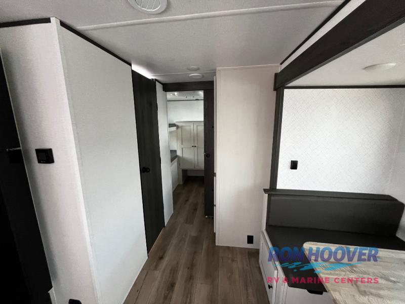 2026 COACHMEN 29BH - Image 21