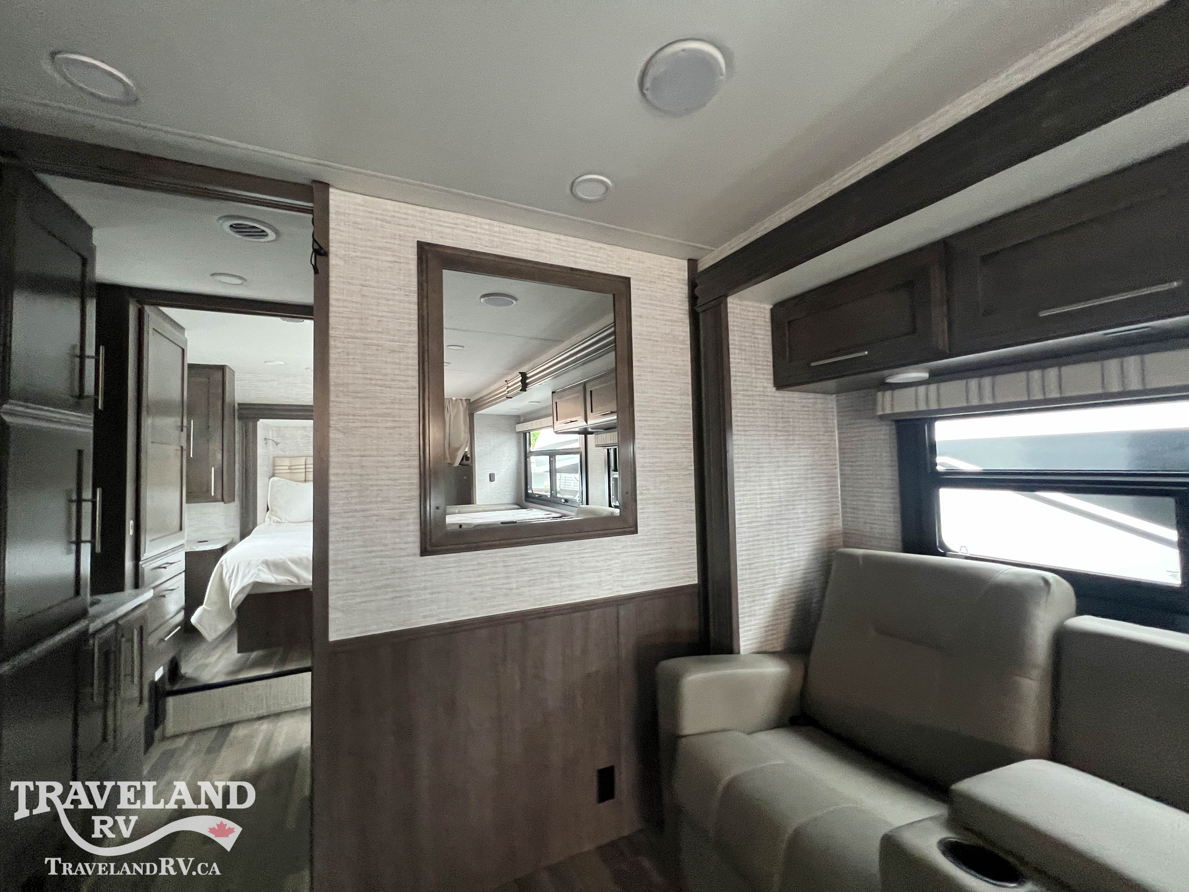 2025 Jayco Greyhawk 30Z - Image 17