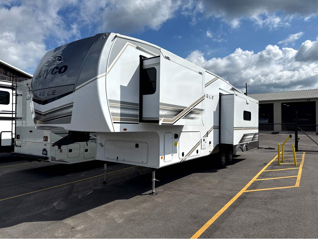 2027 JAYCO EAGLE 321RSTS - Image 2