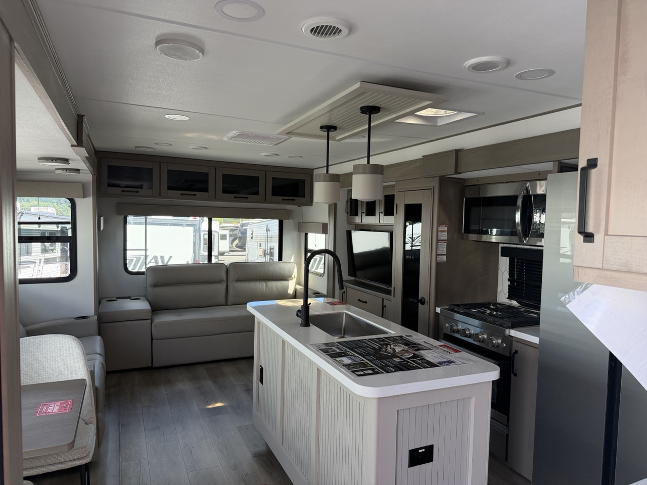 2026 Grand Design Reflection Travel Trailer 345RLTS - Image 23