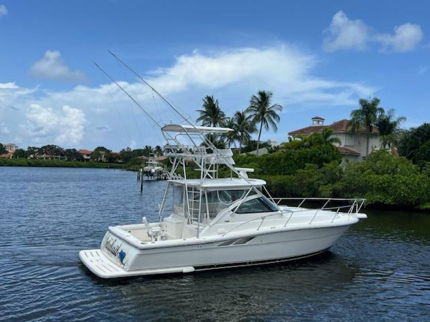 2003 Tiara Yachts 3800 Open - Image 17
