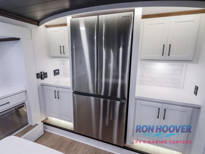 2024 FOREST RIVER 421FK - Image 12