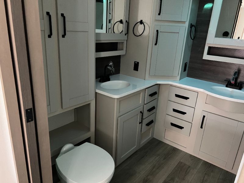 2026 Grand Design Reflection Travel Trailer 322FKTS - Image 19