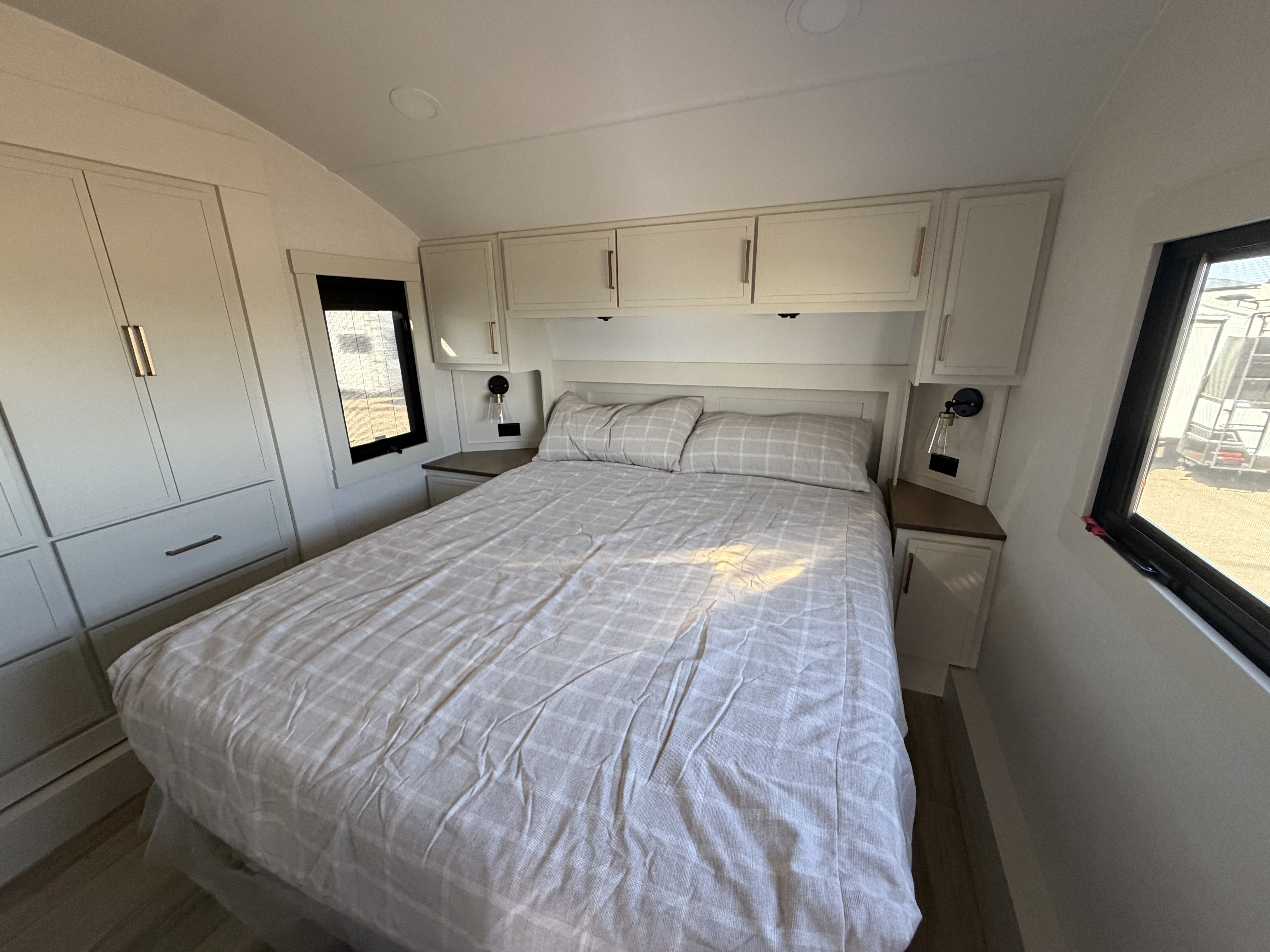 2027 Brinkley RV Model Z 2900 - Image 14
