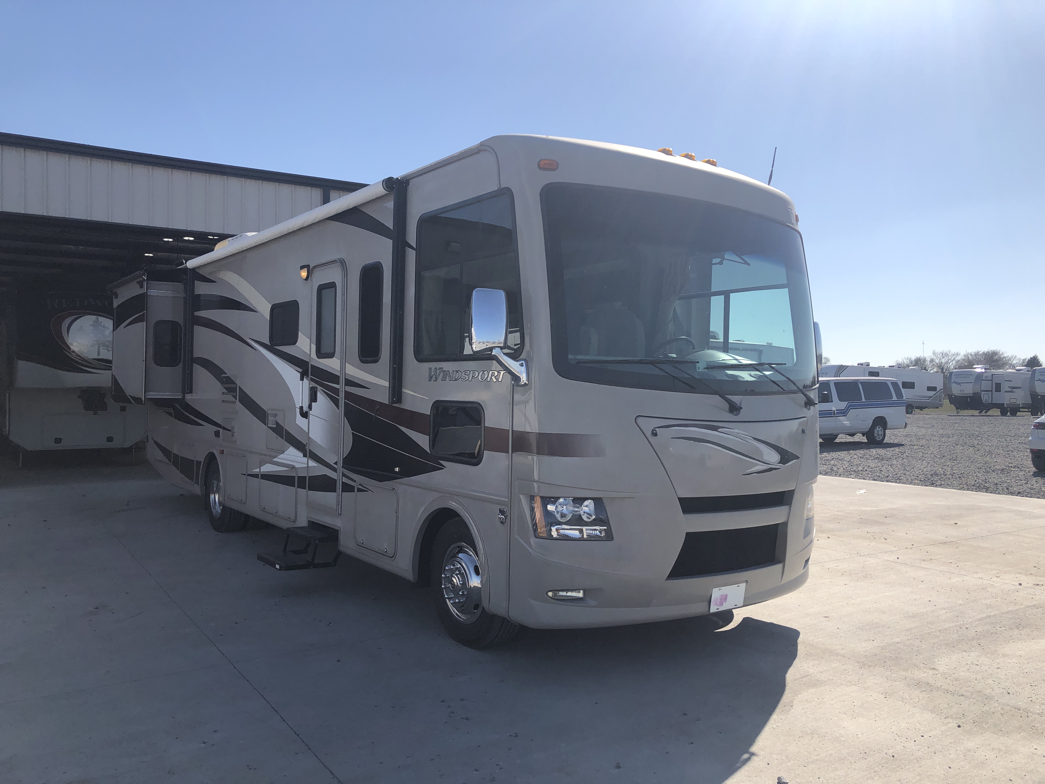 2013 Thor Motor Coach Windsport 32A - Image 1