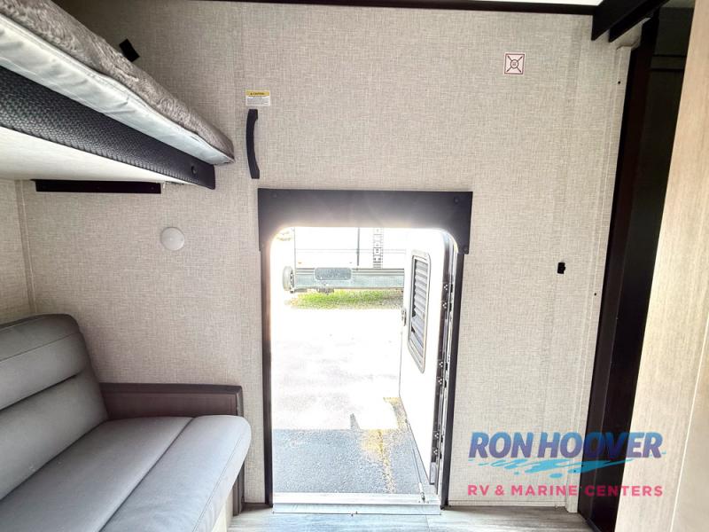 2024 JAYCO 32QBH - Image 19