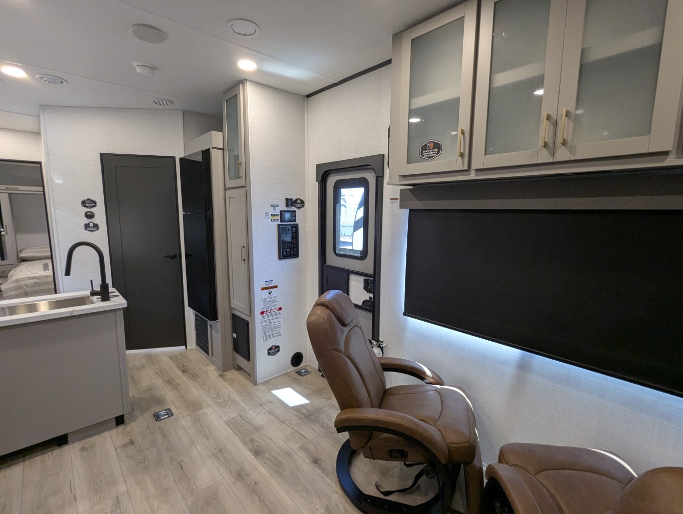 2027 Forest River Stealth 2900 - Image 29