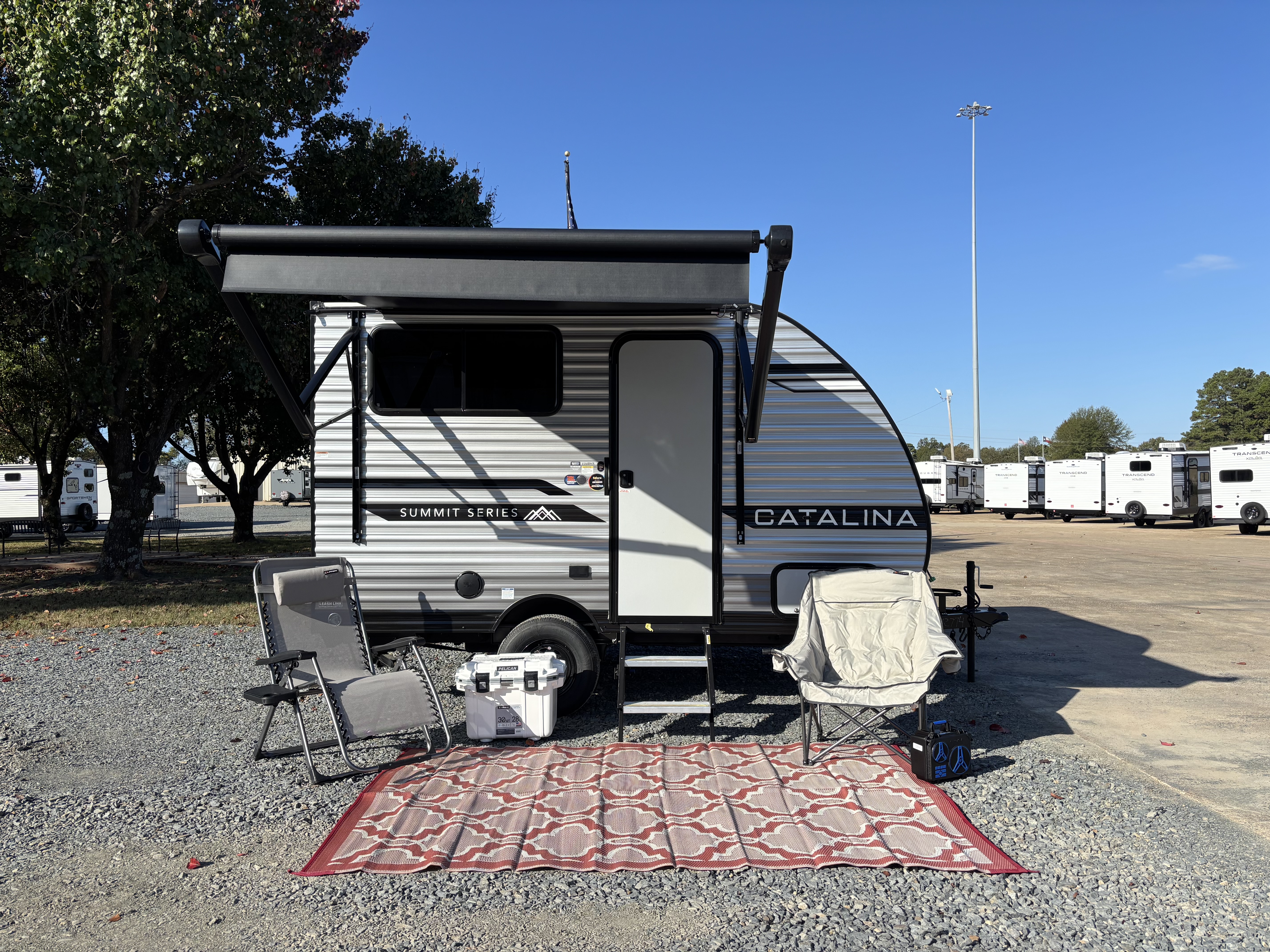 2025 Coachmen Catalina Summit Series 7 134BHX - Image 2