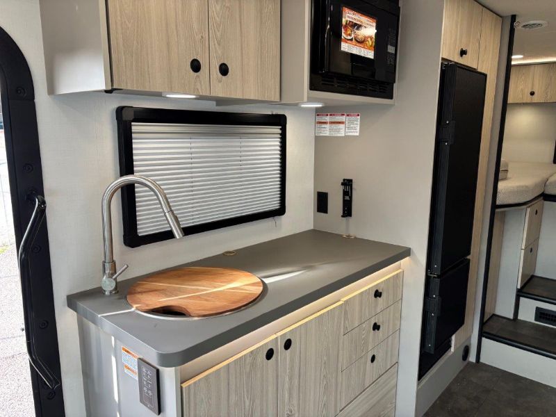 2026 Entegra Coach Condor 23S - Image 9