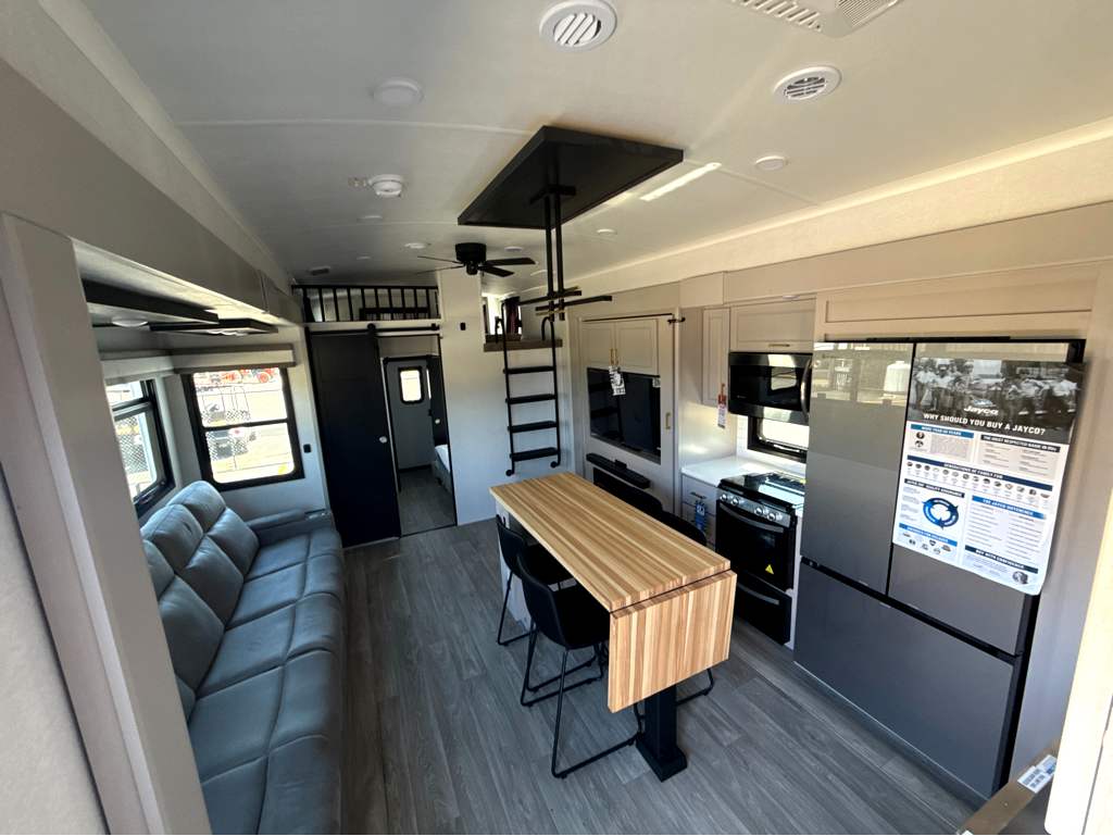 2027 JAYCO NORTH POINT 375TBDB - Image 27