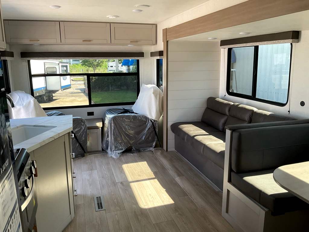 2027 JAYCO Jay Flight 262RLS - Image 8