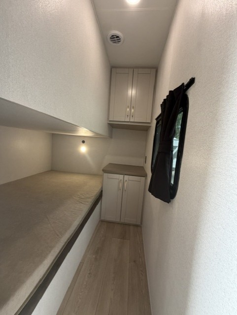 2027 JAYCO JAY FLIGHT 335BHS - Image 22