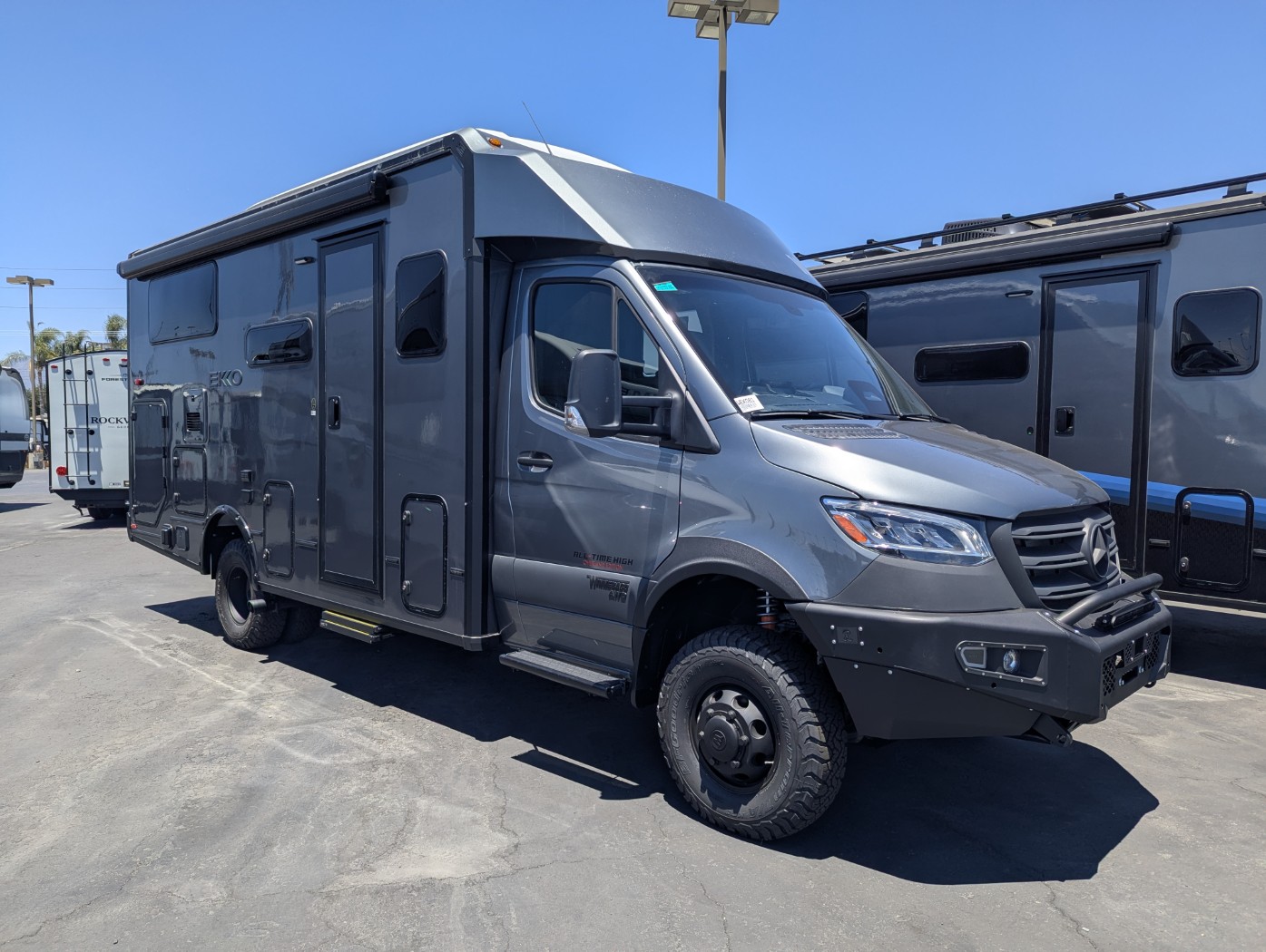 2026 Winnebago EKKO Sprinter 23B -Pop-Top AWD - ATH Edition - Image 1