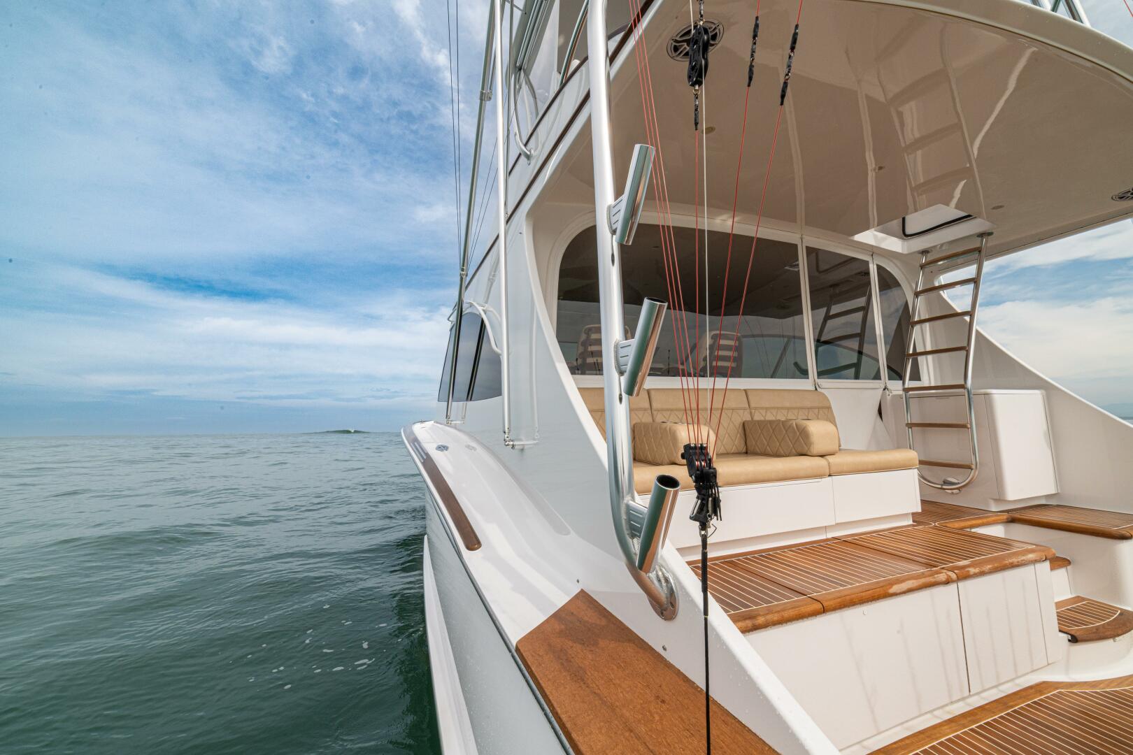 2022 Jarrett Bay - Image 38
