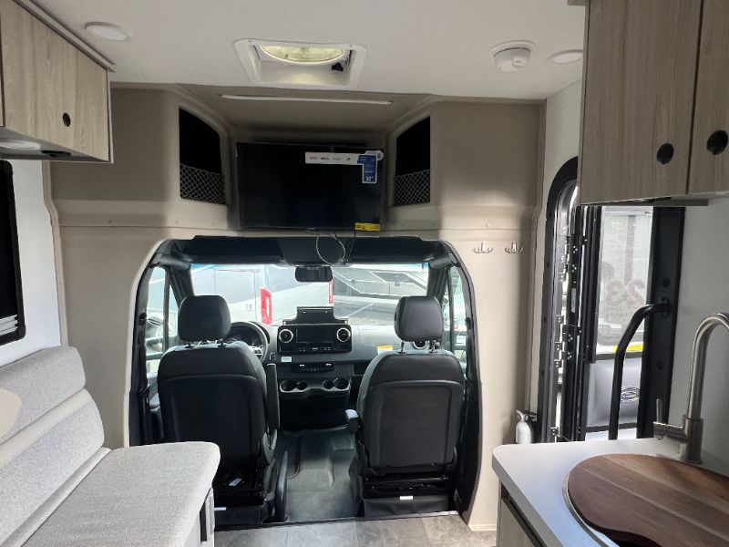 2026 Entegra Coach Condor 23S - Image 18