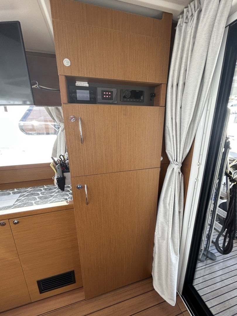 2022 Beneteau ST - Image 45