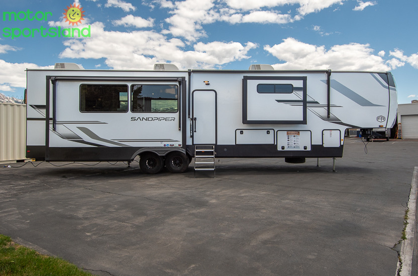 2026 Forest River Sandpiper 3800RK - Image 5