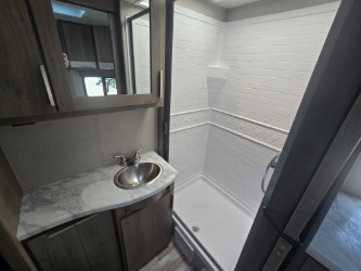2022 GRAND DESIGN IMAGINE XLS 22MLE - Image 26