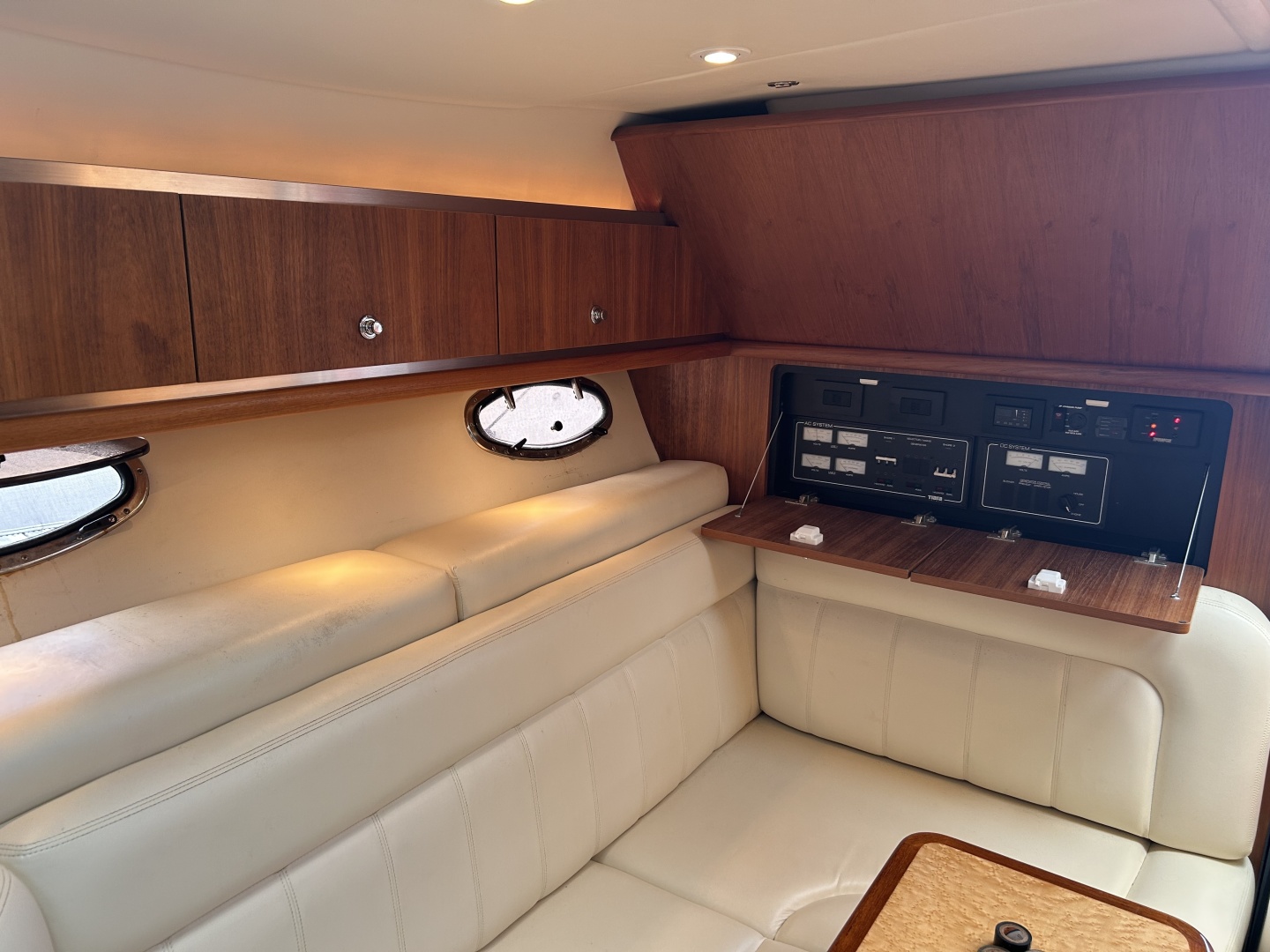 2007 Tiara Yachts 3200 Open - Image 19