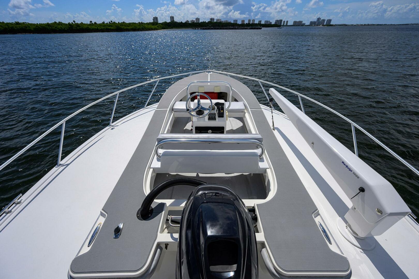 2000 Viking 50 Convertible - Image 30
