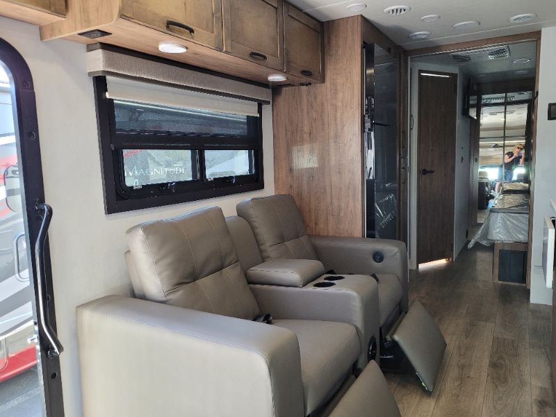 2026 Entegra Coach Esteem XL 32U - Image 10